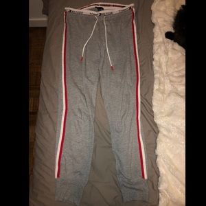Tommy Hilfiger UO sweatpants